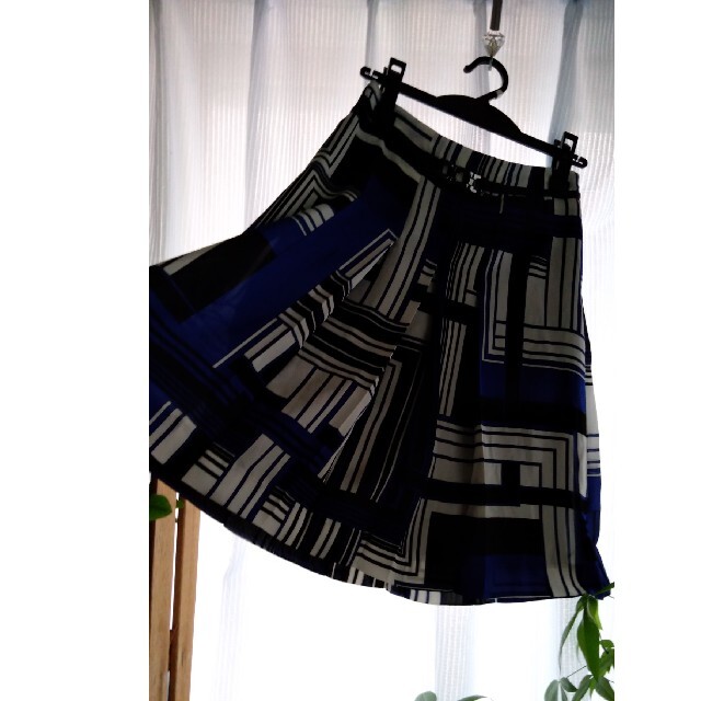 COUP DE CHANCE(クードシャンス)の送料無料 COUP DE CHANCE エレガント スカート  レディースのスカート(ひざ丈スカート)の商品写真
