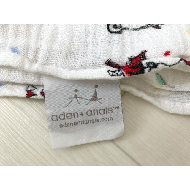 aden+anais(エイデンアンドアネイ)のaden+anais おくるみ　大判ガーゼ　サーカス柄 キッズ/ベビー/マタニティのこども用ファッション小物(おくるみ/ブランケット)の商品写真