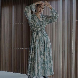 アメリヴィンテージ(Ameri VINTAGE)のameri vintage TOWN VOLUME GATHER DRESS(ロングワンピース/マキシワンピース)