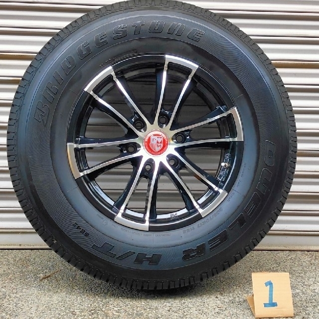 自動車265/70/17  BRIDGESTONE DUELER  FJクルーザー