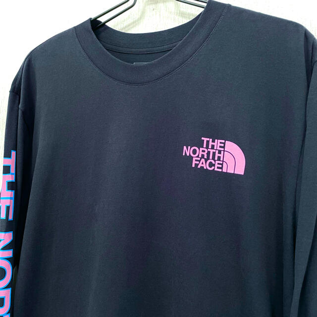 THE NORTH FACE(ザノースフェイス)のデッドさん専用 新品 ノースフェイス アームロゴ ロンT ネイビー 3XL 4L メンズのトップス(Tシャツ/カットソー(七分/長袖))の商品写真