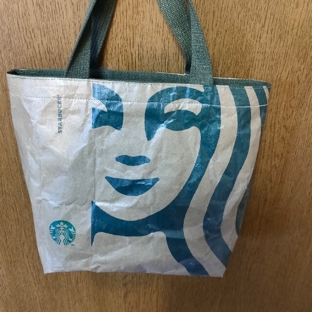 Starbucks Coffee(スターバックスコーヒー)のスタバ紙袋リメイクバッグ ハンドメイドのファッション小物(バッグ)の商品写真