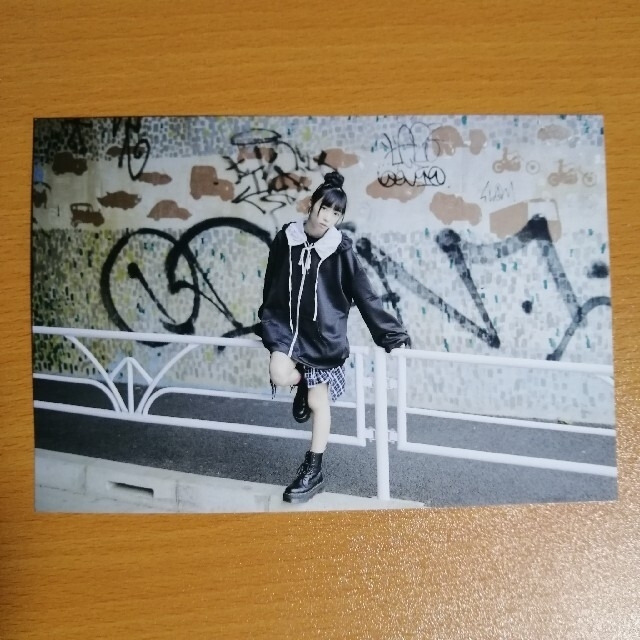 Favorite(フェイバリット)のfavorite × 小林愛香　パーカー メンズのトップス(パーカー)の商品写真