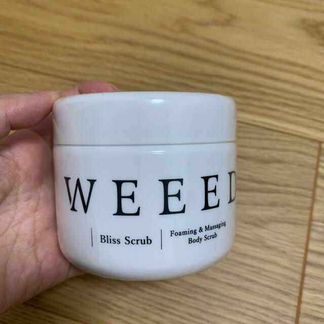 Bliss(ブリス)の【Liz様専用】WEEED Bliss Scrub ボディスクラブ  コスメ/美容のボディケア(ボディスクラブ)の商品写真