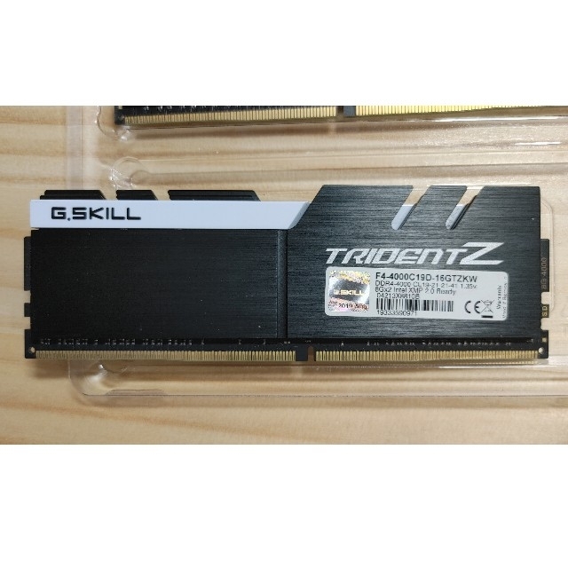 メモリ GSKILL TRIDENTZ DDR4 4000 16GB  junk 1