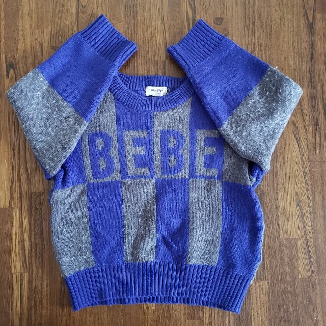 BeBe(ベベ)の110cm BEBE ベベ レトロ セーター ニット キッズ/ベビー/マタニティのキッズ服男の子用(90cm~)(Tシャツ/カットソー)の商品写真