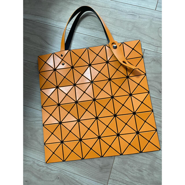 ISSEY MIYAKE(イッセイミヤケ)のBAOBAO バオバオ ISSEY MIYAKE イッセイミヤケ トートバッグ レディースのバッグ(トートバッグ)の商品写真