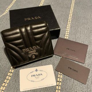 プラダ(PRADA)の削除前値下げしました！PRADA 二つ折り財布(財布)