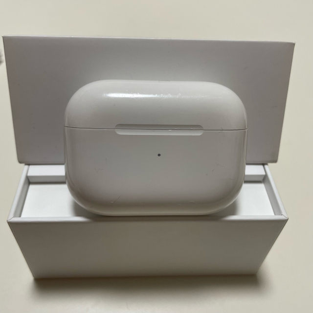 Apple AirPods  Pro エアーポッズ　充電ケースのみ