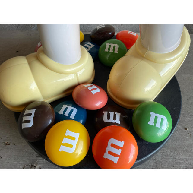 非売品、入手困難】m&m's エムアンドエムズ 等身大ディスプレイの通販