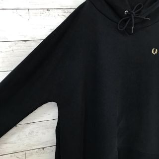 FRED PERRY - フレッドペリー プルオーバー パーカー 黒 レイヤード