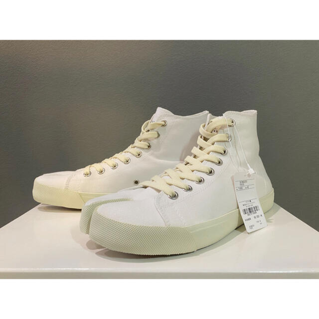 Maison Martin Margiela(マルタンマルジェラ)のMaison Margiela メゾン マルジェラ 足袋 42 キャンパス メンズの靴/シューズ(スニーカー)の商品写真