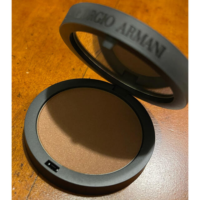 Giorgio Armani(ジョルジオアルマーニ)の新品GIORGIO ARMANI  sheer brother 01 コスメ/美容のベースメイク/化粧品(チーク)の商品写真