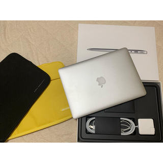 マック(Mac (Apple))のMacBookAir 2017 8GB 充電回数40回 magicmouth付(ノートPC)