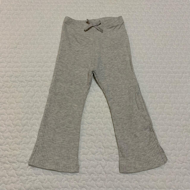 ZARA KIDS(ザラキッズ)の週末限定価格！【ZARA KIDS】リブ編みフレアパンツ キッズ/ベビー/マタニティのキッズ服女の子用(90cm~)(パンツ/スパッツ)の商品写真