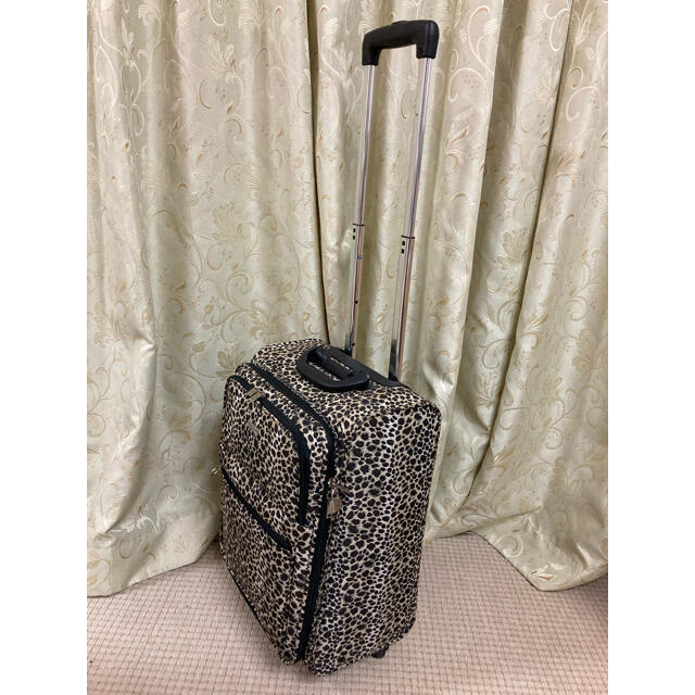 ACTUS(アクタス)の【キャリーバッグ・スーツケース】ヒョウ柄 レディースのバッグ(スーツケース/キャリーバッグ)の商品写真