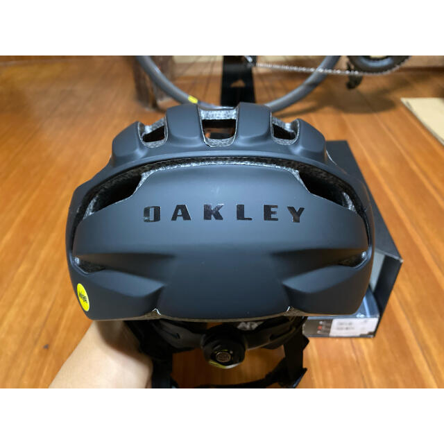 Oakley(オークリー)のよっち様専用 スポーツ/アウトドアの自転車(ウエア)の商品写真