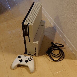 Microsoft Xbox One S 500 GBと縦置きスタンド