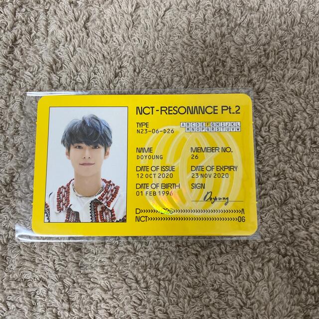 nct ドヨン　トレカ エンタメ/ホビーのCD(K-POP/アジア)の商品写真