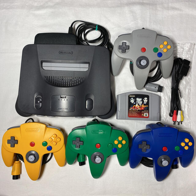 NINTENDO 64 本体　正規コントローラー2個セット