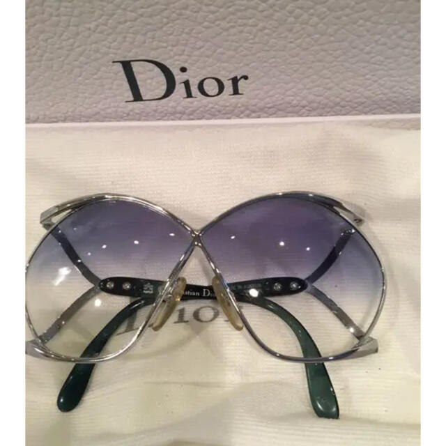 Christian Dior(クリスチャンディオール)のDior サングラス　レトロモダン美品 レディースのファッション小物(サングラス/メガネ)の商品写真