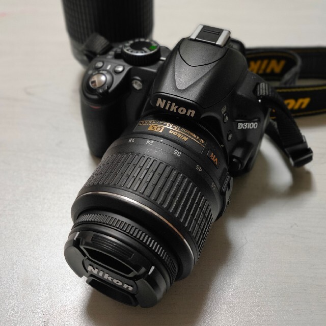 Nikon D3100 ダブルズームキット [送料込み] デジタル一眼レフ