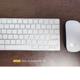 アップル(Apple)のMagicMouseとMagicKeyboardセット(PC周辺機器)