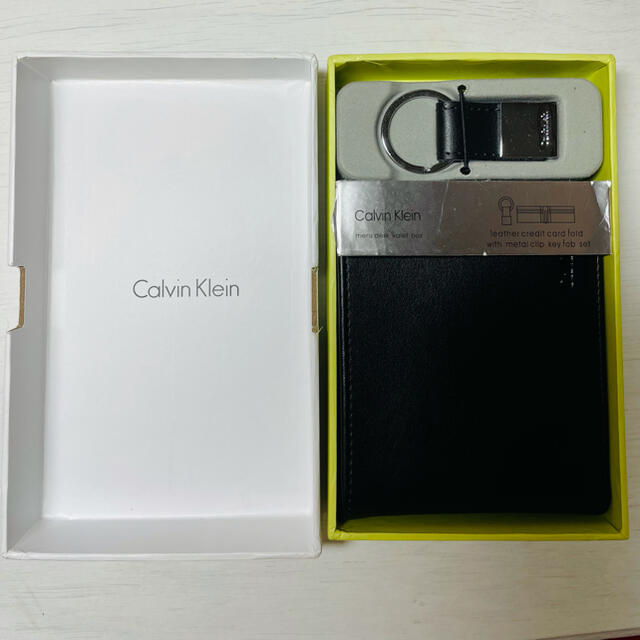 Calvin Klein(カルバンクライン)の【未使用】Calvin Klein 二つ折り財布/キーホルダー メンズのファッション小物(折り財布)の商品写真