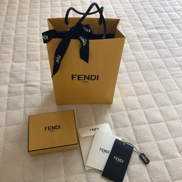 FENDI 箱 ショッパー リボン 保存袋 セット - ラッピング・包装