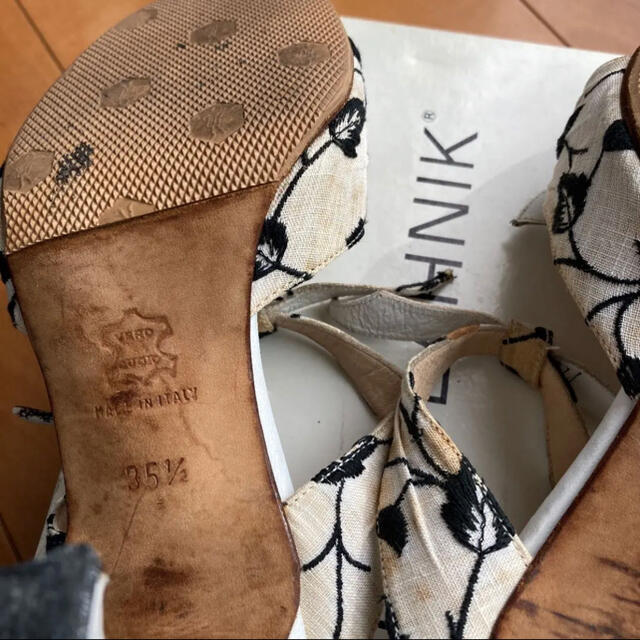 値下げ！★美品★マノロブラニク MANOLO BLAHNIK サンダル 35