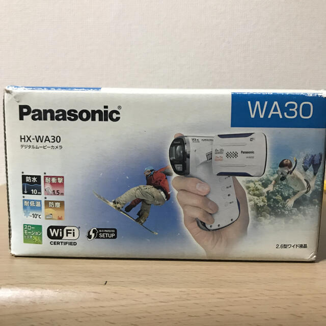 Panasonic(パナソニック)のパナソニック デジタルムービーカメラ 防水仕様 ホワイト HX-WA30 スマホ/家電/カメラのカメラ(ビデオカメラ)の商品写真