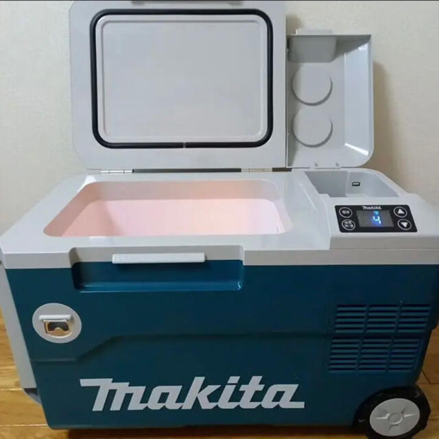 Makita(マキタ)のマキタ保冷温庫 20L  スマホ/家電/カメラの生活家電(冷蔵庫)の商品写真