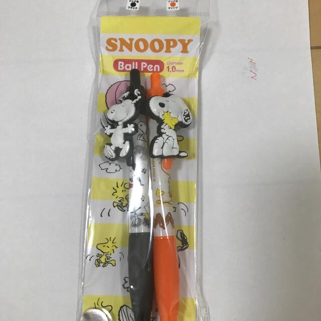 SNOOPY(スヌーピー)のSNOOPY ボールペン2色セット エンタメ/ホビーのおもちゃ/ぬいぐるみ(キャラクターグッズ)の商品写真