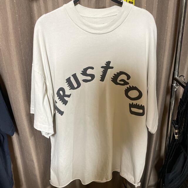 trust god sunday survice Tシャツ kanye west