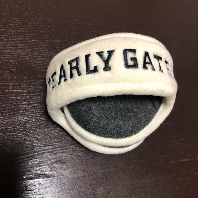 PEARLY GATES(パーリーゲイツ)のPEARLY GATES イヤーマフ白 FREE スポーツ/アウトドアのゴルフ(その他)の商品写真