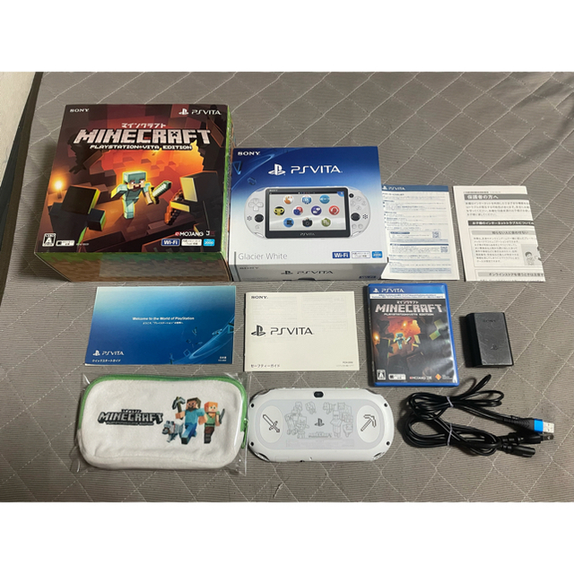 PlayStation Vita(プレイステーションヴィータ)の専用出品 エンタメ/ホビーのゲームソフト/ゲーム機本体(携帯用ゲーム機本体)の商品写真