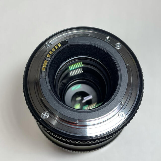 Canon(キヤノン)の【美品】キヤノン EF 100mm F2.8L マクロ IS USM スマホ/家電/カメラのカメラ(レンズ(単焦点))の商品写真