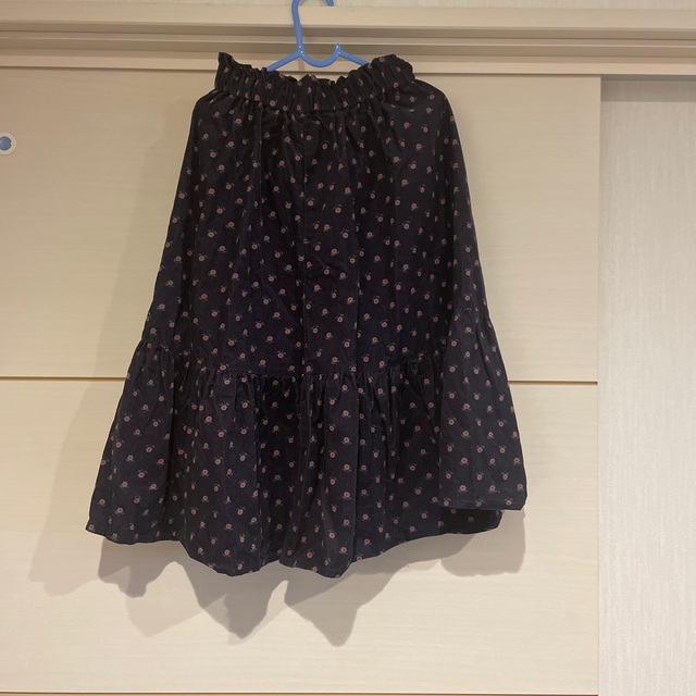 GU(ジーユー)のロングスカート130 キッズ/ベビー/マタニティのキッズ服女の子用(90cm~)(スカート)の商品写真