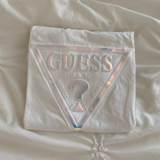 GUESS(ゲス)のGUESS Tシャツ レディースのトップス(Tシャツ(半袖/袖なし))の商品写真