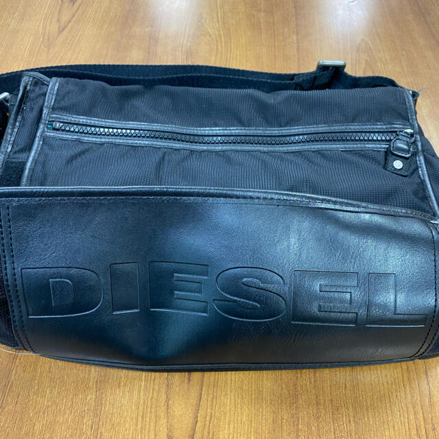 DIESEL(ディーゼル)のDIESEL バック メンズのバッグ(ショルダーバッグ)の商品写真