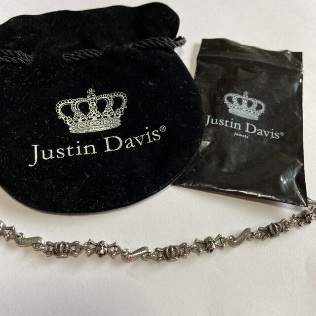 Justin Davis(ジャスティンデイビス)のJustin Davis ブレスレット SKULL CROWN レディースのアクセサリー(ブレスレット/バングル)の商品写真