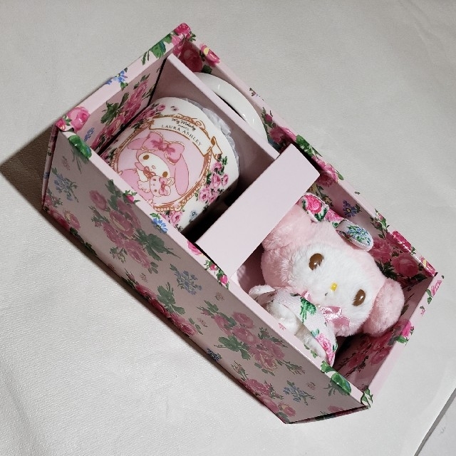 LAURA ASHLEY - マイメロディ& ローラアシュレイコラボ の通販 LAURA ASHLEY - マイメロディ& ローラアシュレイコラボ の通販