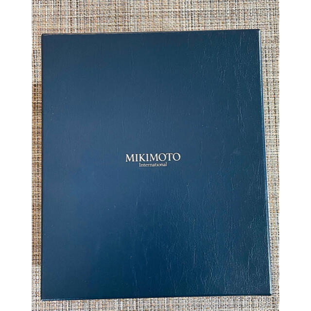 MIKIMOTO(ミキモト)のMIKIMOTO ミキモト　ペア　ワイングラス　箱付き インテリア/住まい/日用品のキッチン/食器(グラス/カップ)の商品写真