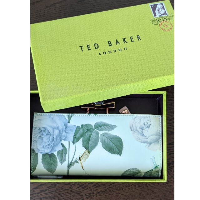 TED BAKER(テッドベイカー)の美品☆テッドベイカー　TED BAKER 長財布　バラ　トンボ　パステルカラー　 レディースのファッション小物(財布)の商品写真