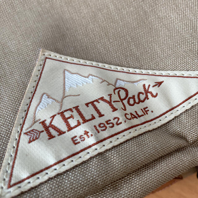 KELTY(ケルティ)のケルティ　リュック　KELTY バックパック　ベージュ レディースのバッグ(リュック/バックパック)の商品写真