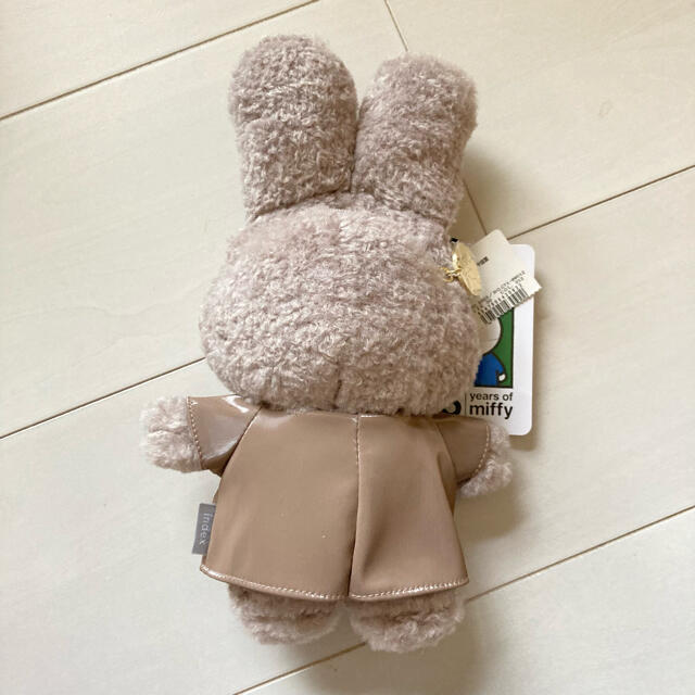 INDEX(インデックス)の 新品未使用 miffy×index フェイクファー ドールポーチ  レディースのファッション小物(ポーチ)の商品写真