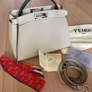 フェンディ(FENDI)の極美品！大特価！FENDI  ピーカブー　セレリア(ハンドバッグ)