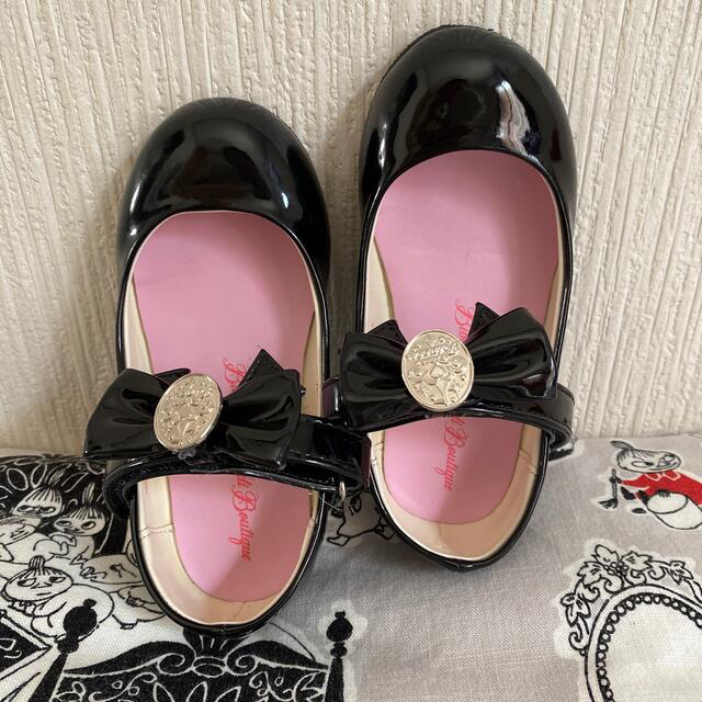 購入者検討中！ビビデバビディブティック　公式　エナメル　ピンク靴