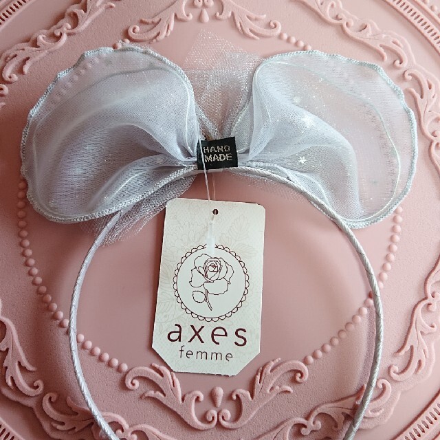 axes femme(アクシーズファム)のaxes femme♥kids用♥新品タグ付き♥カチューシャ♥グレー キッズ/ベビー/マタニティのこども用ファッション小物(その他)の商品写真