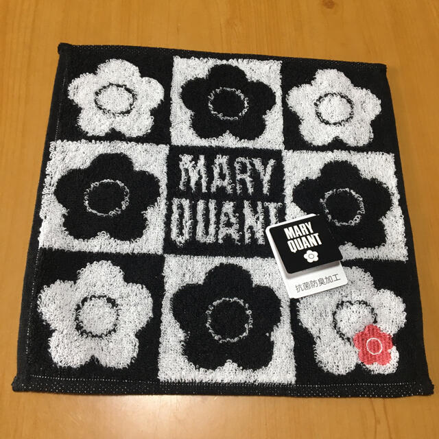 MARY QUANT(マリークワント)のマリークワントタオルハンカチ２枚 レディースのファッション小物(ハンカチ)の商品写真